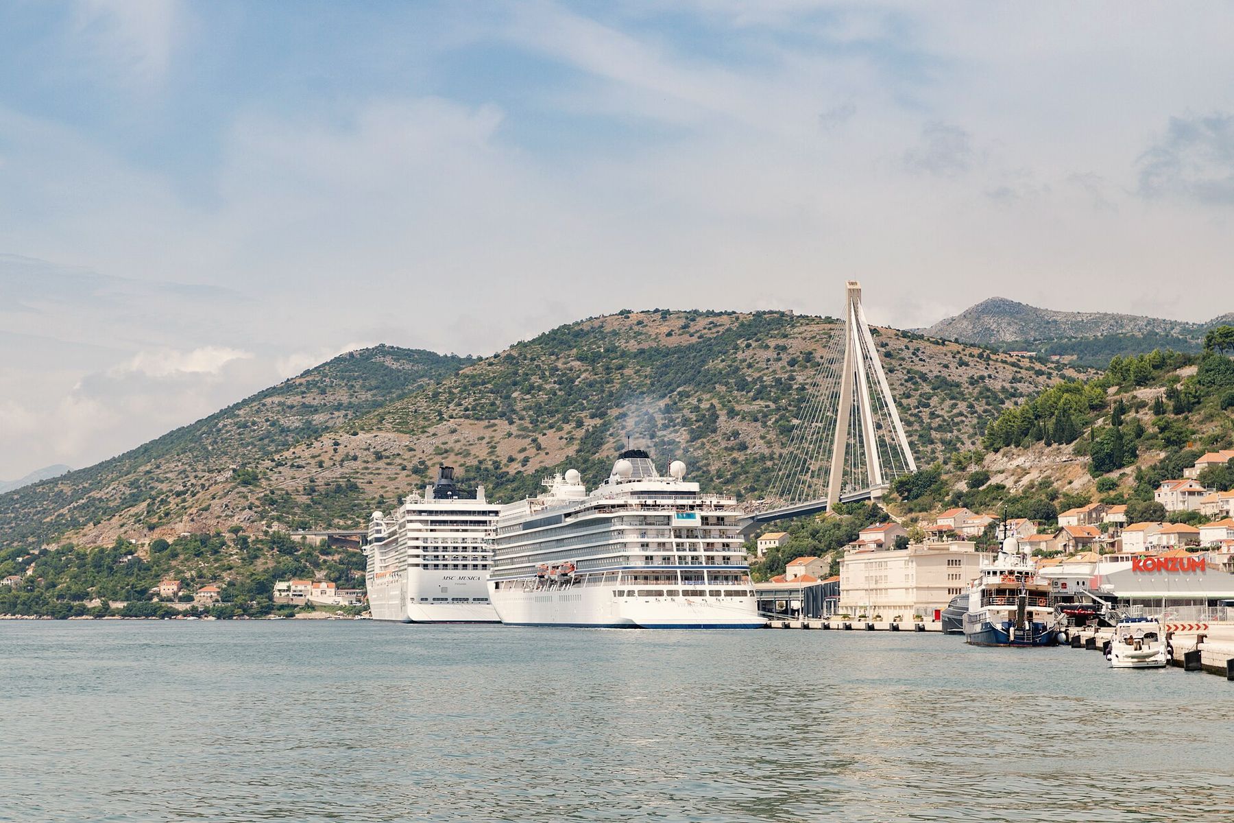 2019: Cruise ships at Dubrovnik, August 2019.